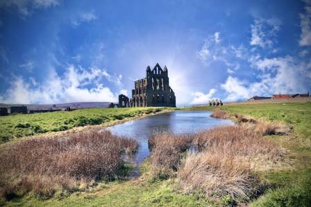 व्हिटबी एबेमा हेर्न र गर्नुपर्ने ७ चीजहरू