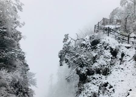 चीनमा हेर्नुपर्ने ६ भव्य हिमाल