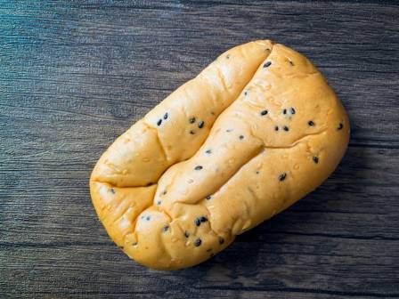 मुलायम र फुलिलो मिल्क ब्रेड रोल्स: तंगझोङ विधि प्रयोग गरेर पिलोय परफेक्शनमा मास्टर गर्नुहोस्