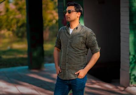 स्टाइलिश क्याजुअल वेयर: तपाईंको प्रयासविना फेसन प्रेरणा को पूर्ण गाइड